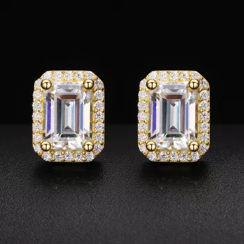 Baguette Moissanite Stud Earrings: Modern, Luxe Sparkle